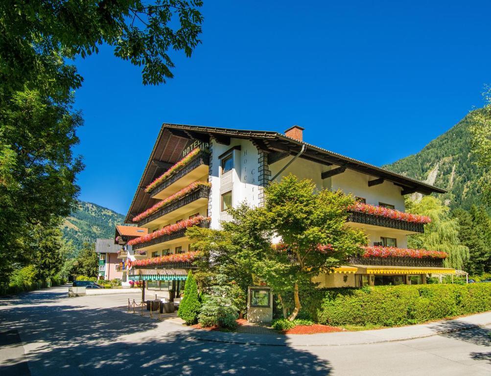 Carinthia Hotel